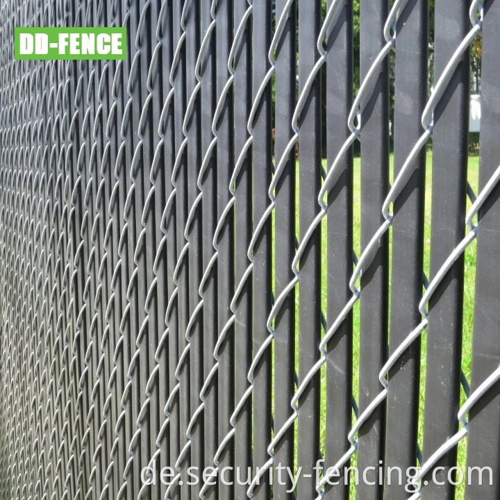 Kettenverbindungszaun nach innen geschnittenem Ketten mit